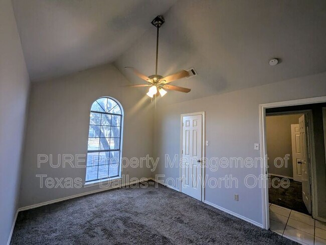 Building Photo - 7313 Century Dr