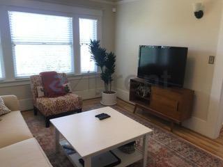 Building Photo - Unit