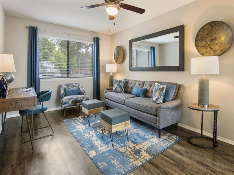 Building Photo - The Artisan