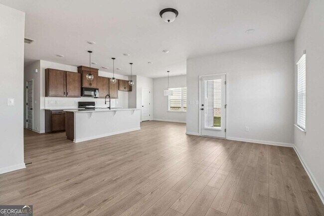 Building Photo - 708 Shetland Trl