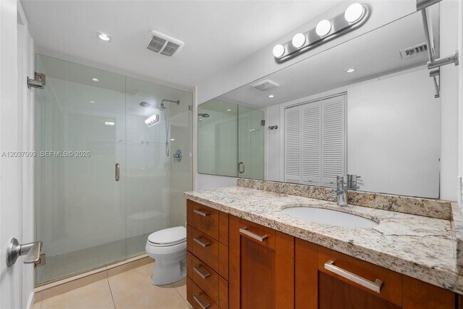 Building Photo - 181 Crandon Blvd