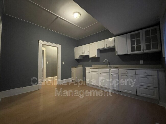 Building Photo - 1015 Fallston Rd