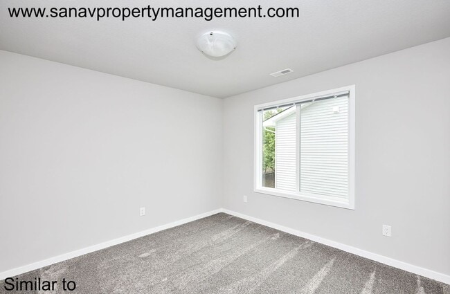 Building Photo - Modern Look 2 Story house!! Waukee Schools!! Great Neighbourhood!