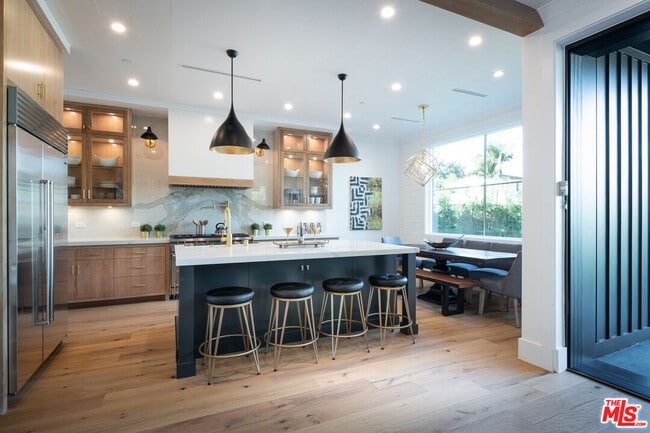 Building Photo - 12561 Westminster Ave