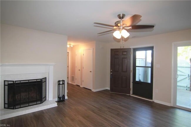 Building Photo - 1761 Ocean Bay Dr