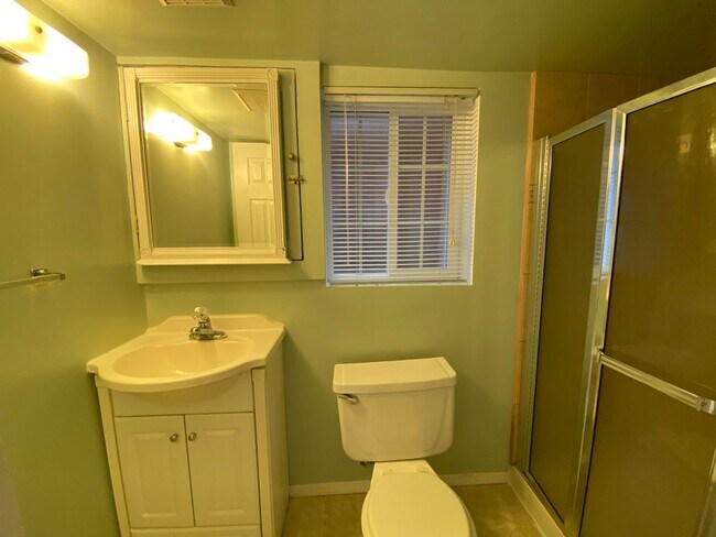 Building Photo - Washington House