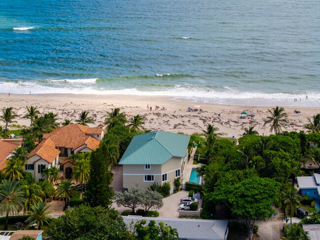 Building Photo - 4535 Coquina Rd