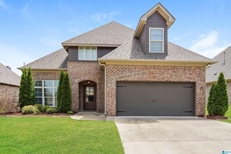 Building Photo - 1029 Edgewater Ln