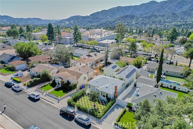 Building Photo - 2938 Mary St