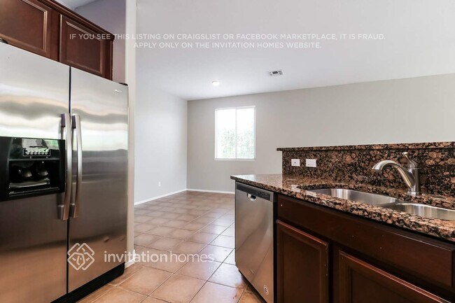 Building Photo - 17347 W Jackson St