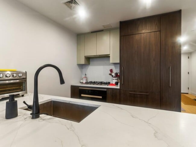 Building Photo - 1 bedroom in New York NY 10027