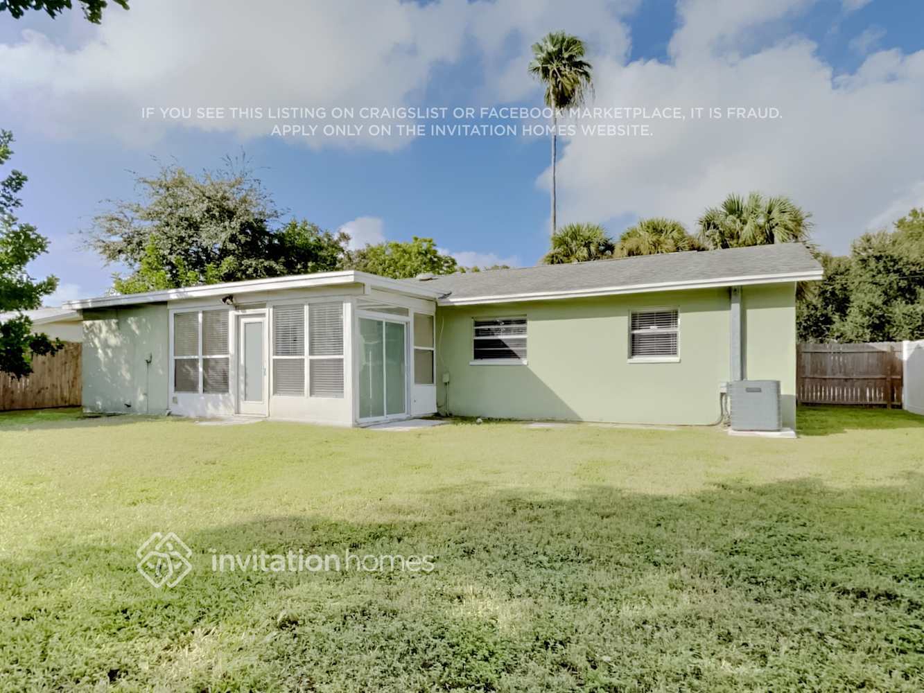 Building Photo - 8380 Jacaranda Ave