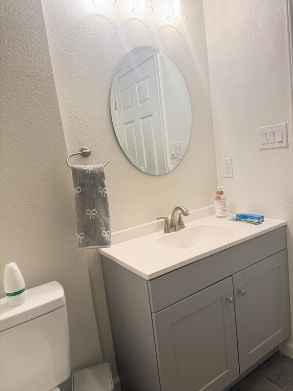 Building Photo - 2607 Aldford Dr