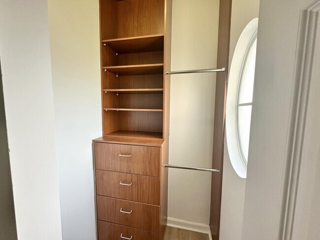 Building Photo - 702 Via Toscana Via