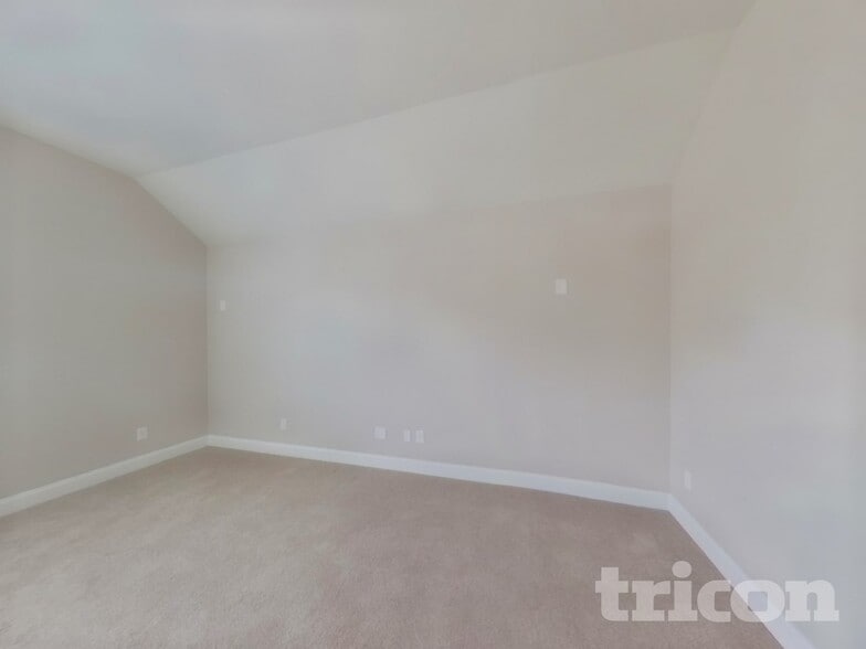 Building Photo - 1023 Solomon Ln