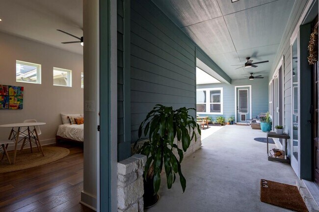 Building Photo - 8416 Apogee Blvd