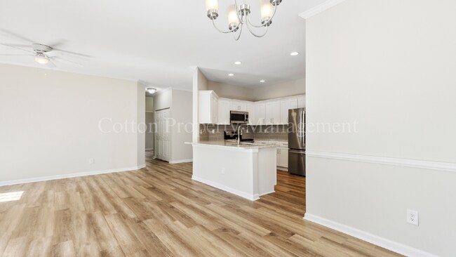 Building Photo - 1010 Winterberry Cir