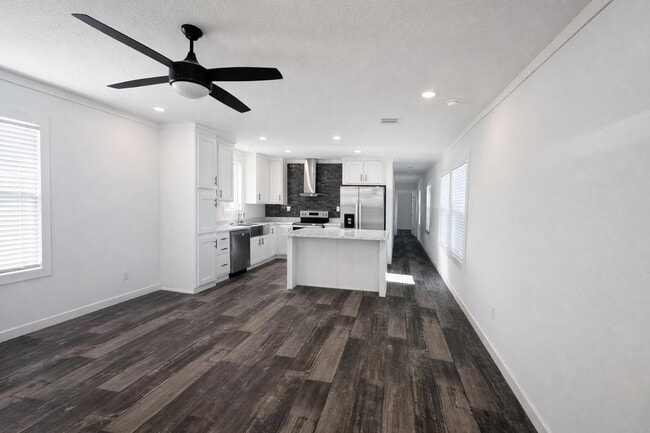 Building Photo - 161 Donatello Rd