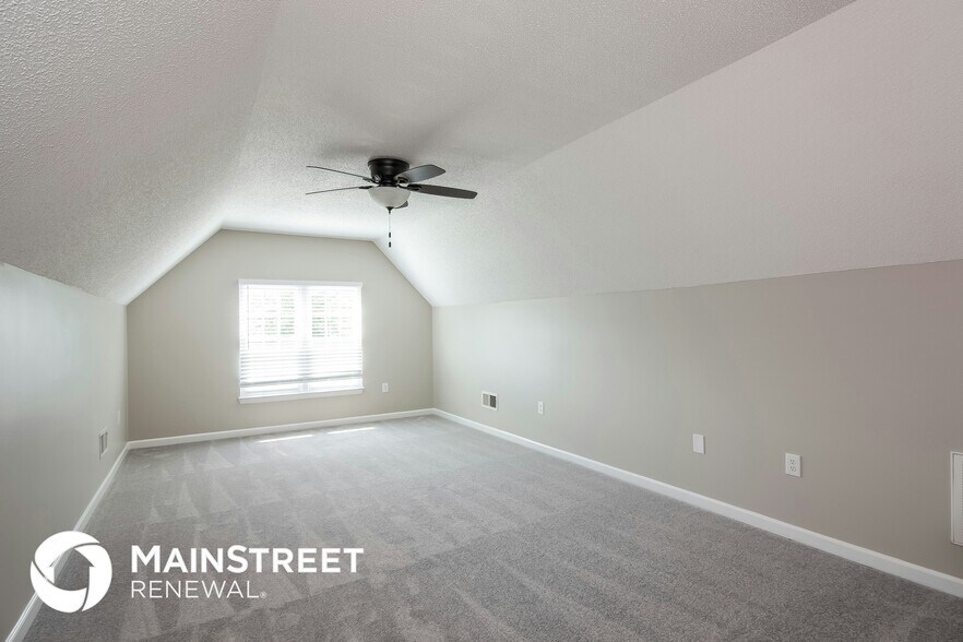 Building Photo - 6856 Blake Brook Dr