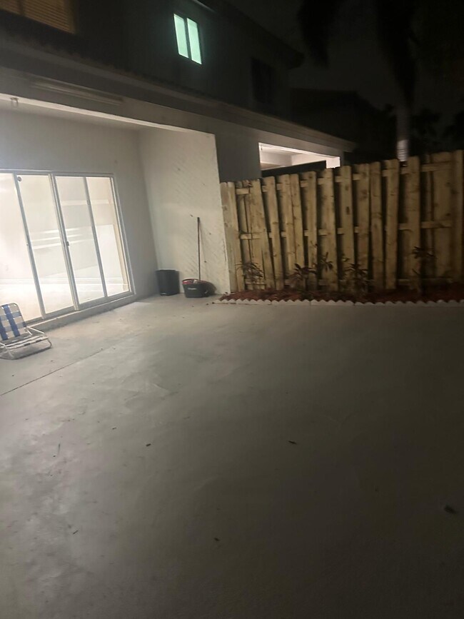 Building Photo - 7324 SW 162nd Ct