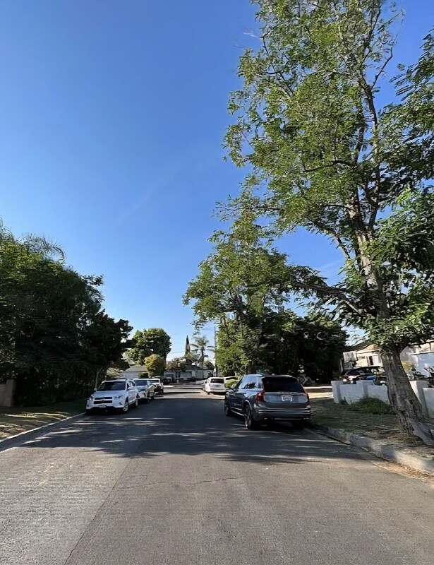 Building Photo - 7516 Whitaker Ave