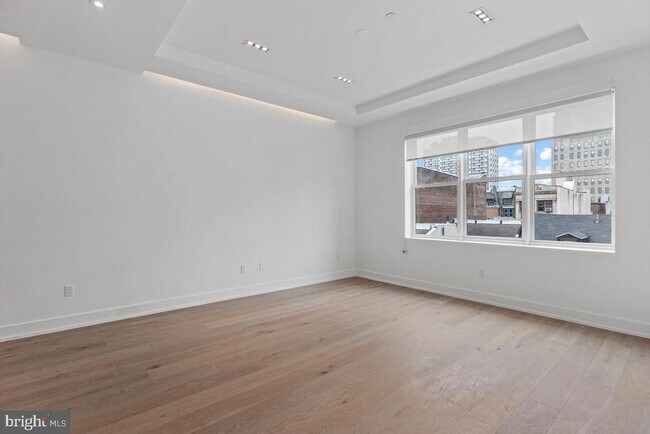 Building Photo - 724 Chestnut St