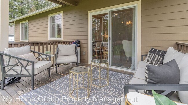 Building Photo - 3 br, 2 bath House - 35806 60th Ave S