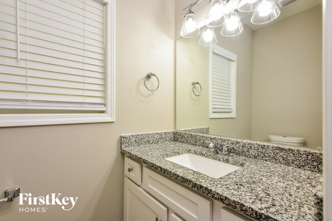 Building Photo - 6188 Leverett Dr