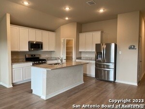 Building Photo - 13519 Sendero Roble