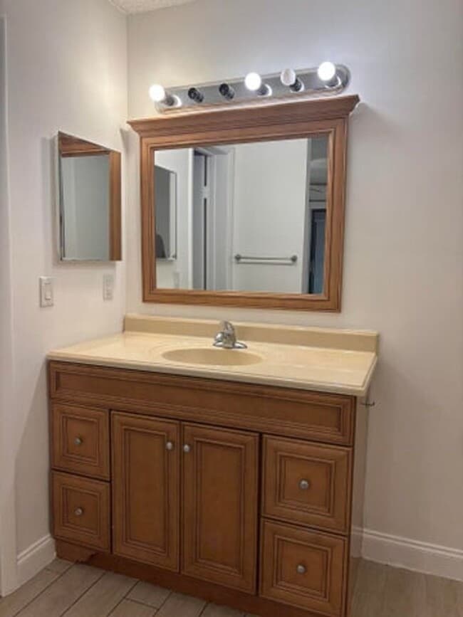 Building Photo - 3529 NW 35th St