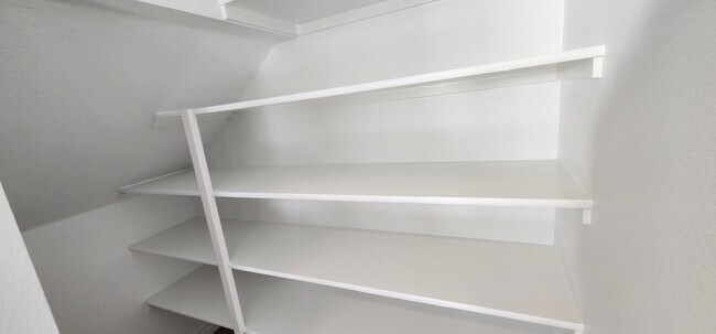 Building Photo - 10713 Norfolk View Ct