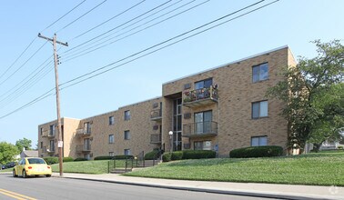 Building Photo - Mozart Apartments