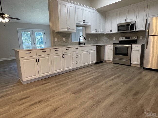 Building Photo - 1033 Waterford Ln