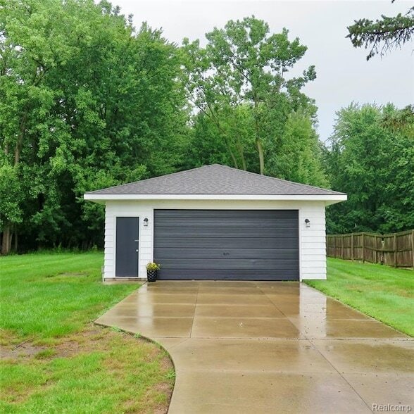Building Photo - 48677 Sugarbush Rd