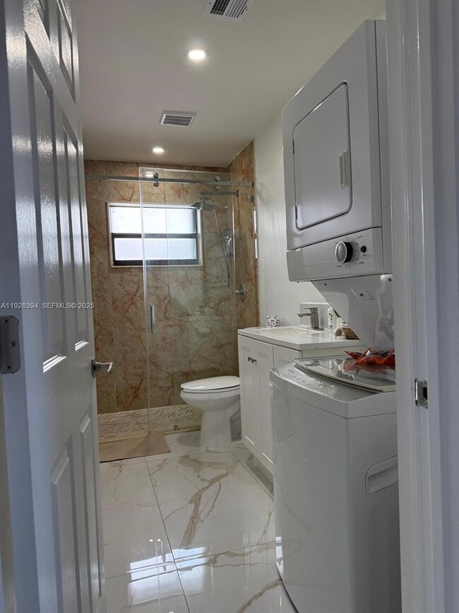 Building Photo - 208 NW 7th St