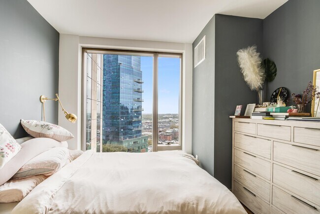 Building Photo - 99 Hudson St