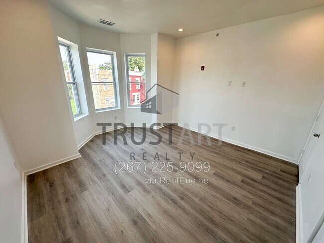Building Photo - 2431 N 26th St
