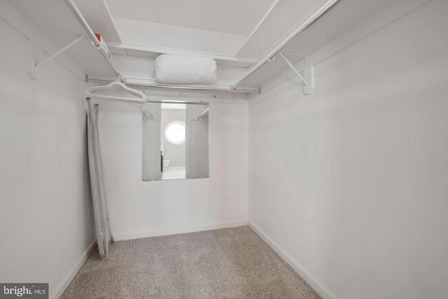 Building Photo - 46652 Clearview Terrace
