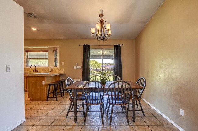 Building Photo - Three Bedroom, Two Bath home with RV Parking!