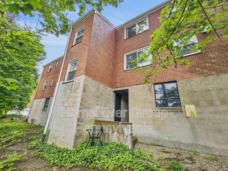 Building Photo - 781 Cooke Dr