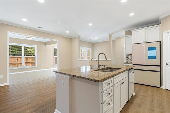 Building Photo - 865 Great Glen Pl