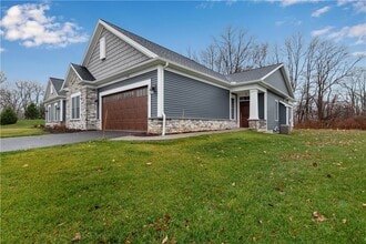 Building Photo - 1352 Creeks Edge Dr