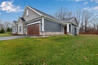 Building Photo - 1352 Creeks Edge Dr