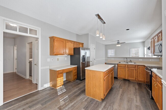 Building Photo - 113 Laurel Branch Dr