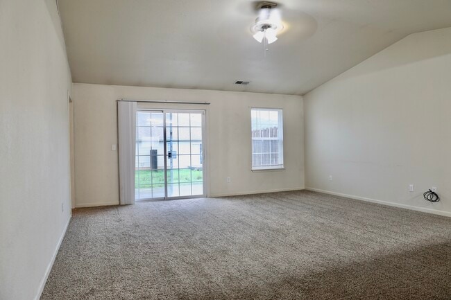 Building Photo - 20901 Hartsburg Ln