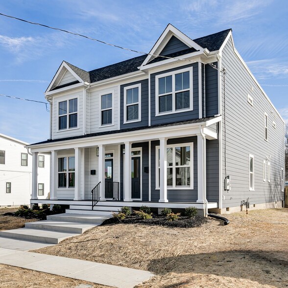 Primary Photo - 2222 Perry St