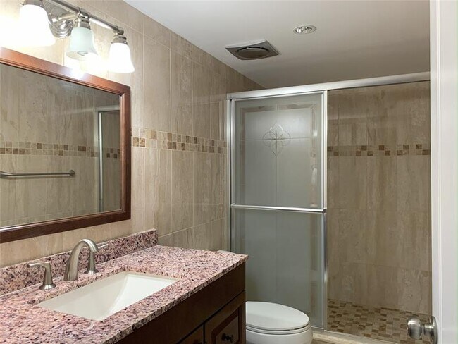 Building Photo - 3800 S Ocean Dr