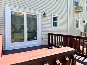 Building Photo - 9 Lydon Ln