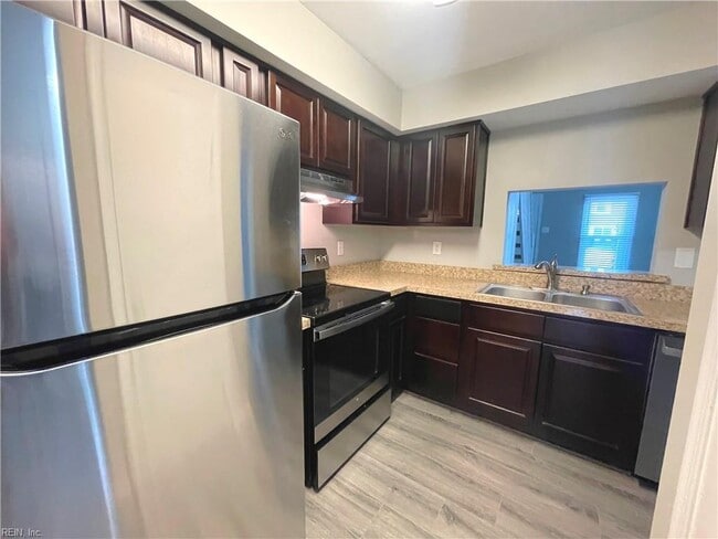 Building Photo - 465 Lake Havasu Dr