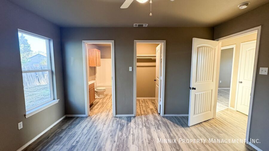 Building Photo - 2101 Avenue P